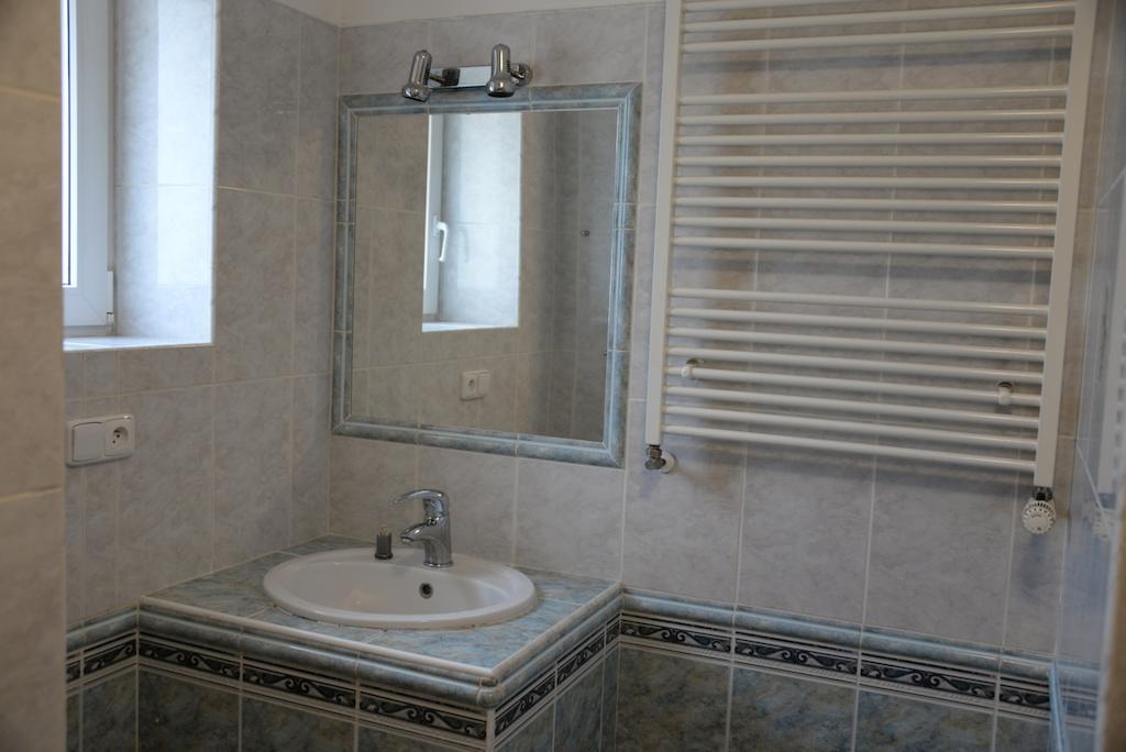 Harmony Hall Apartments Hradec Králové エクステリア 写真