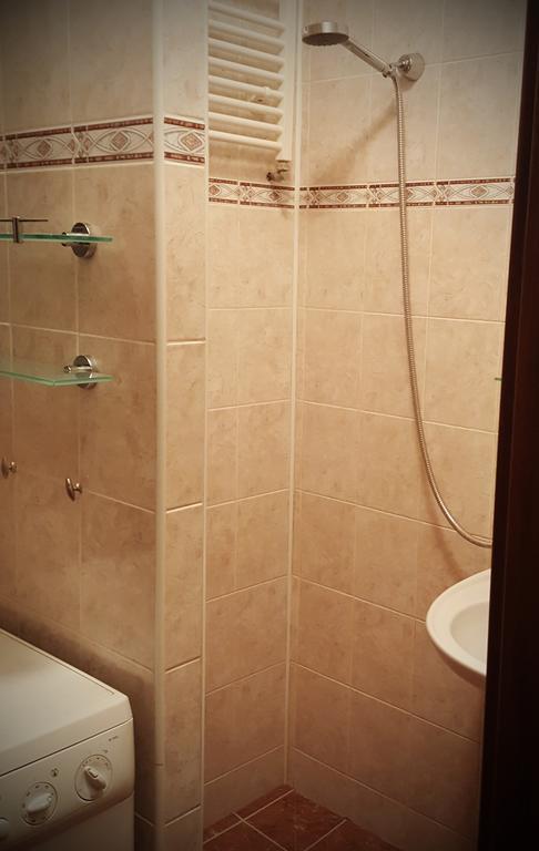 Harmony Hall Apartments Hradec Králové エクステリア 写真